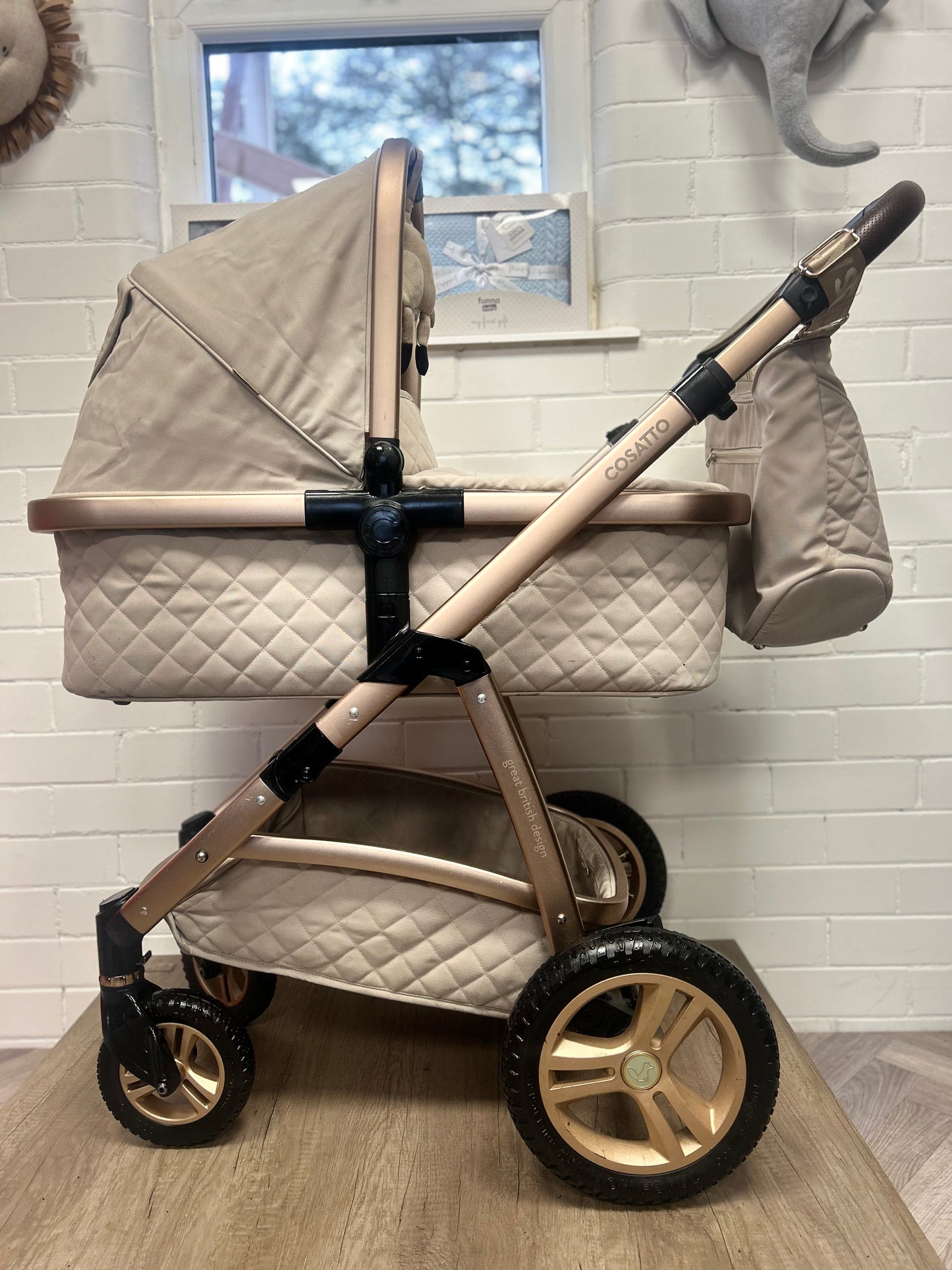 Cosatto Wow 2 - Travel System - Whisper