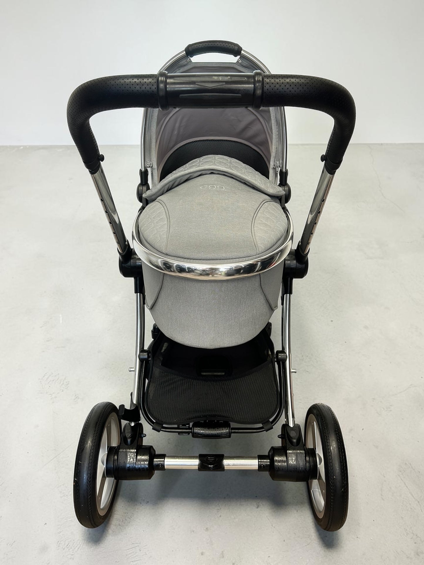 Egg2 Travel System - Monument Grey