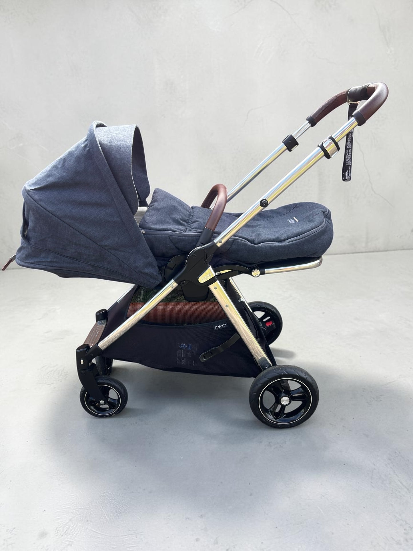 Mamas & Papas Flip XT3 Pushchair & Carrycot Bundle