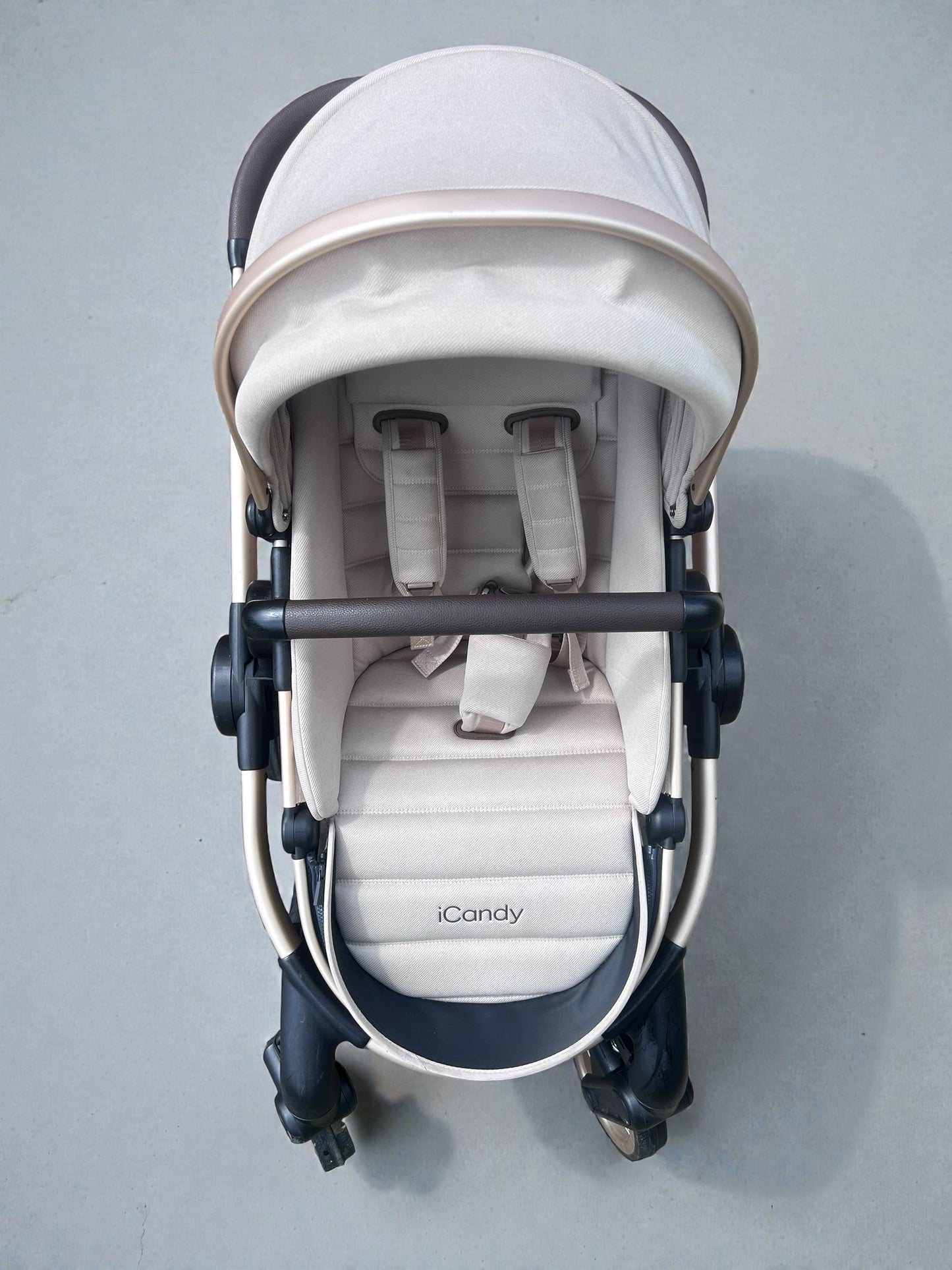 iCandy Peach 7 Complete Pushchair Bundle - Biscotti