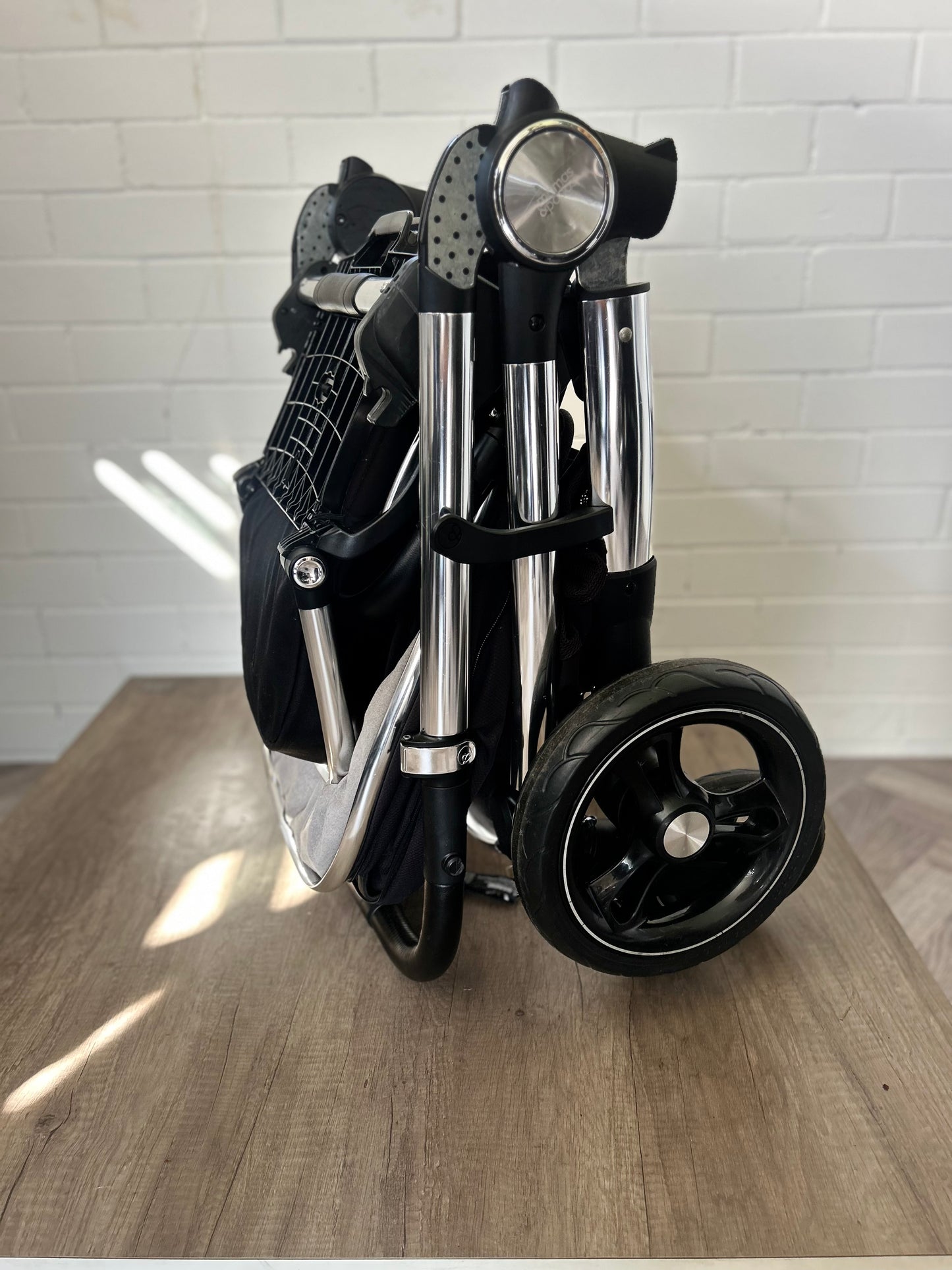 Mamas & Papas Ocarro Black / Chrome 3 in 1 Travel System
