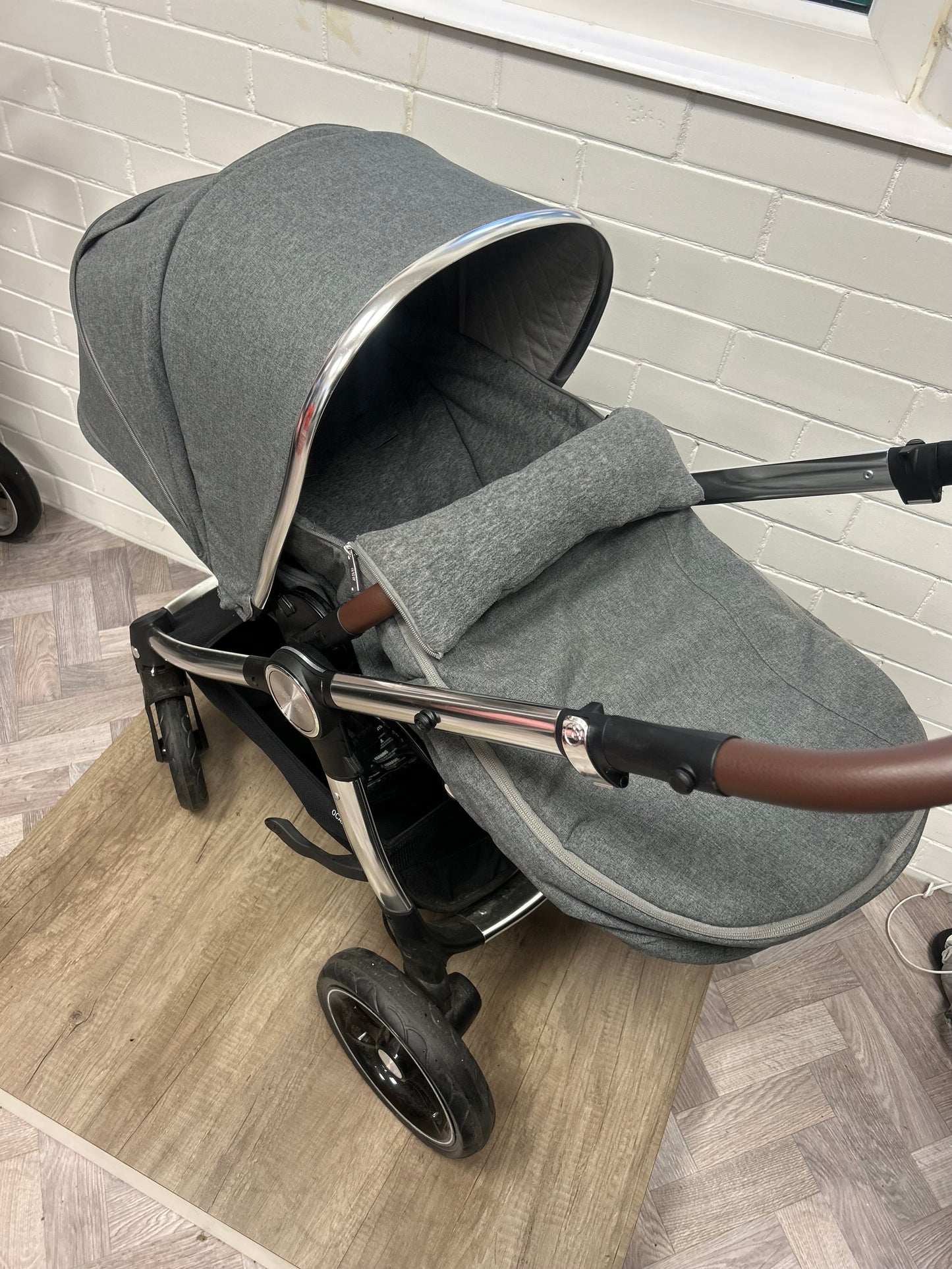 Mamas And Papas Ocarro Pushchair & Carrycot - Grey Mist