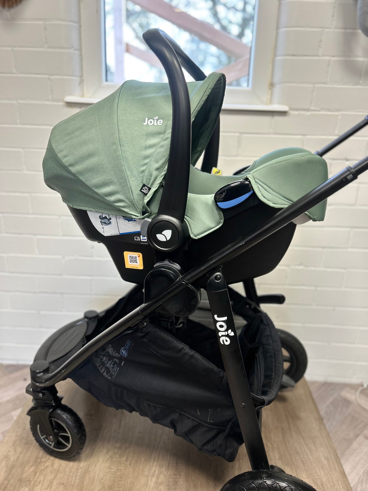 Joie Versatrax E Trio Travel System - Laurel