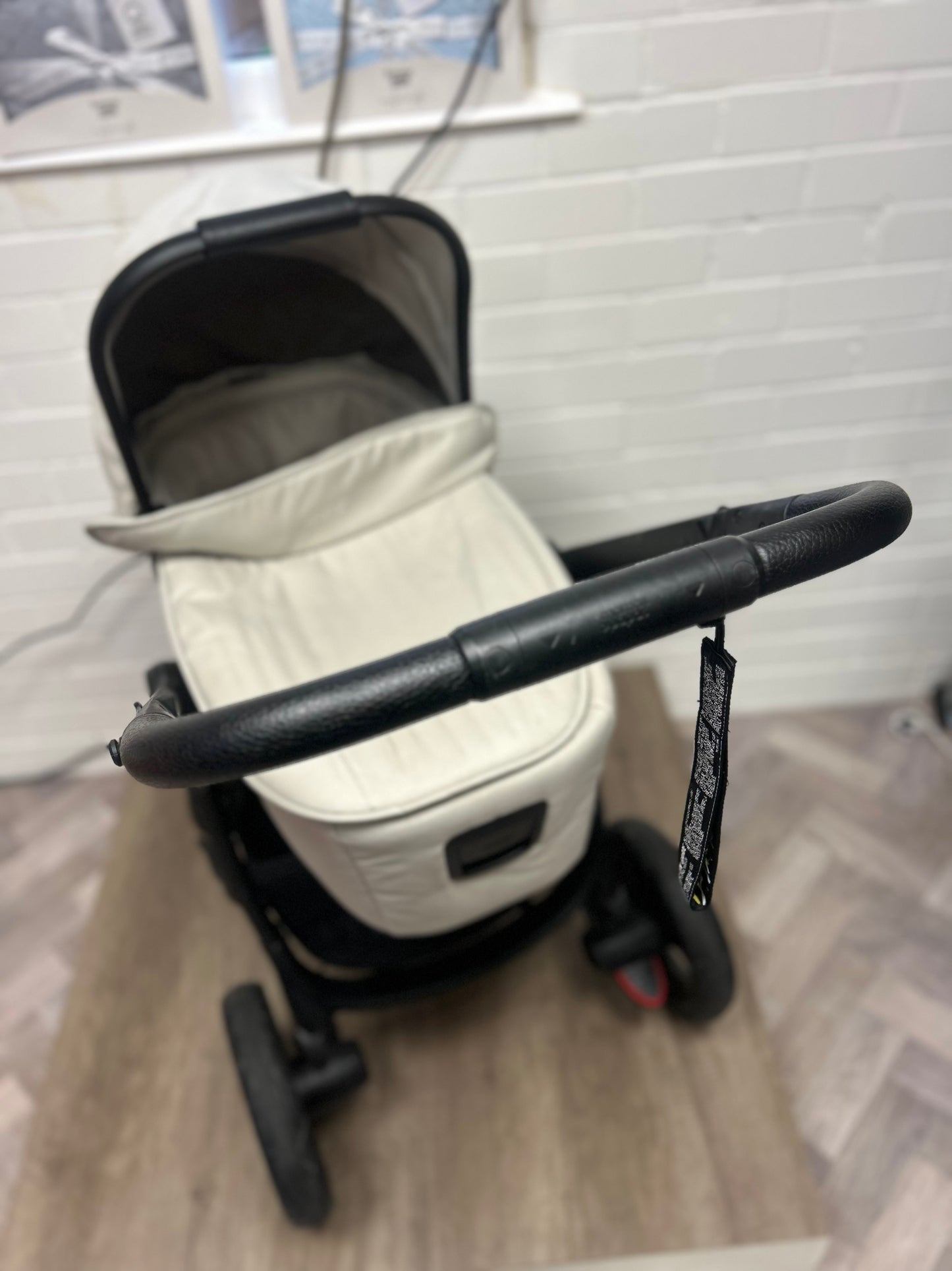 Mamas & Papas Ocarro - 2 in 1 Travel System - Sandstone