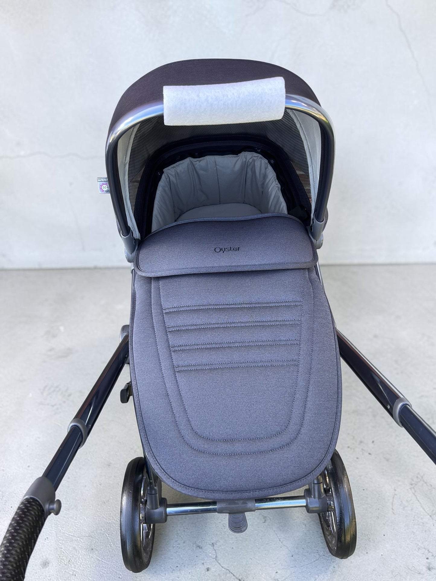 BabyStyle Oyster 4 Luxury Bundle in Carbonite