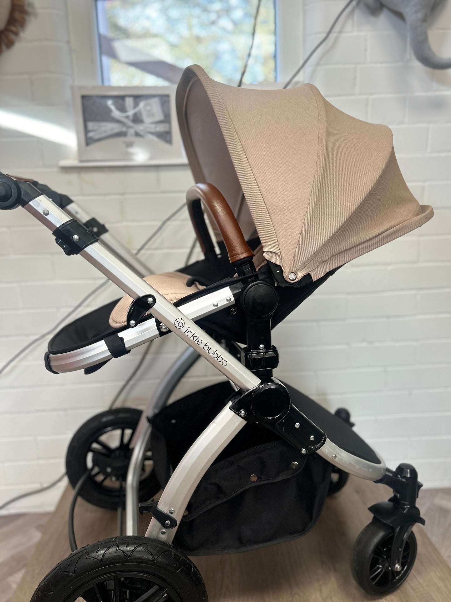 Ickle Bubba Stomp Luxe - Desert - 3 in 1 Travel System