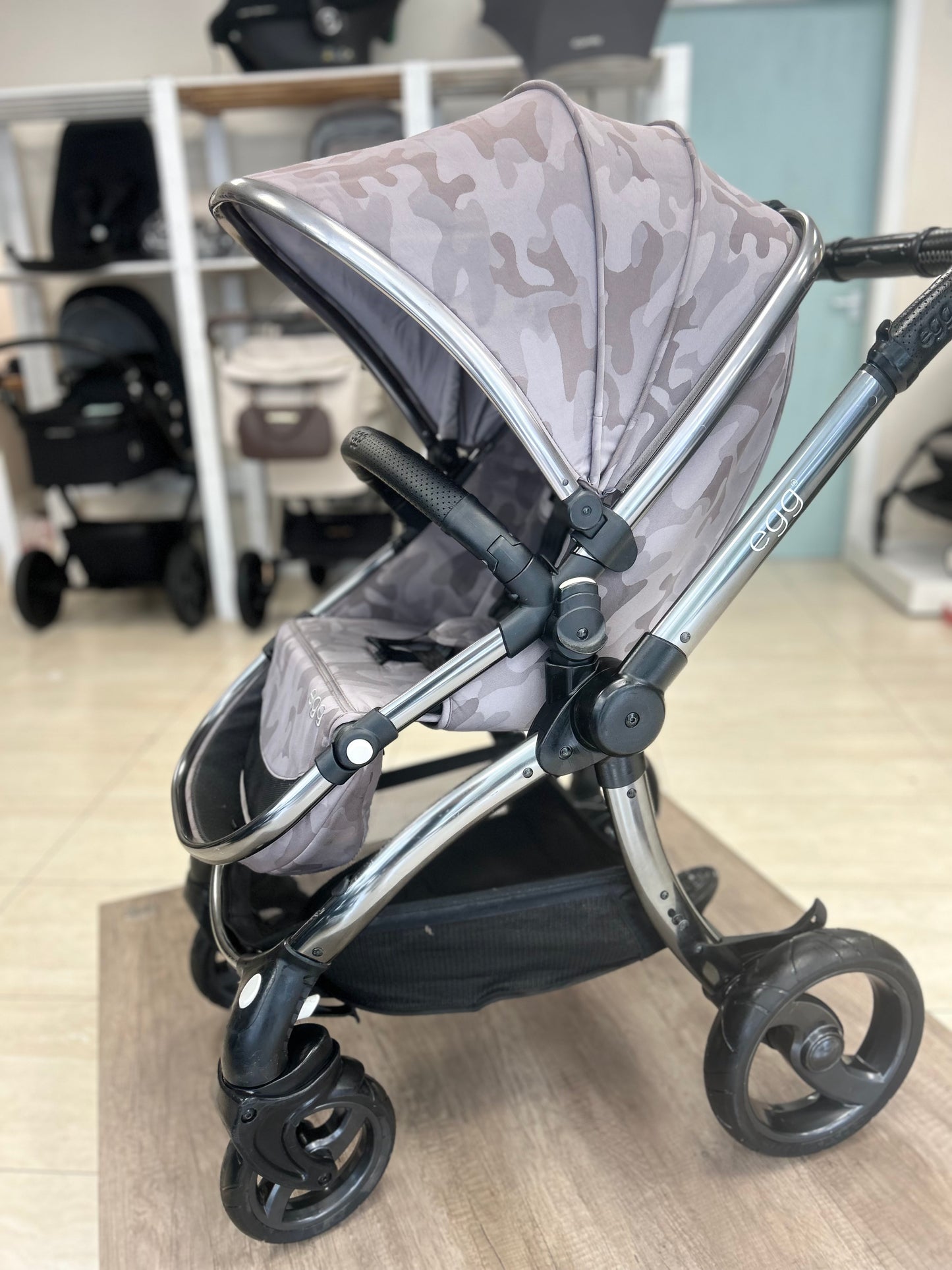 BabyStyle Egg Full Travel System  - Camo Grey