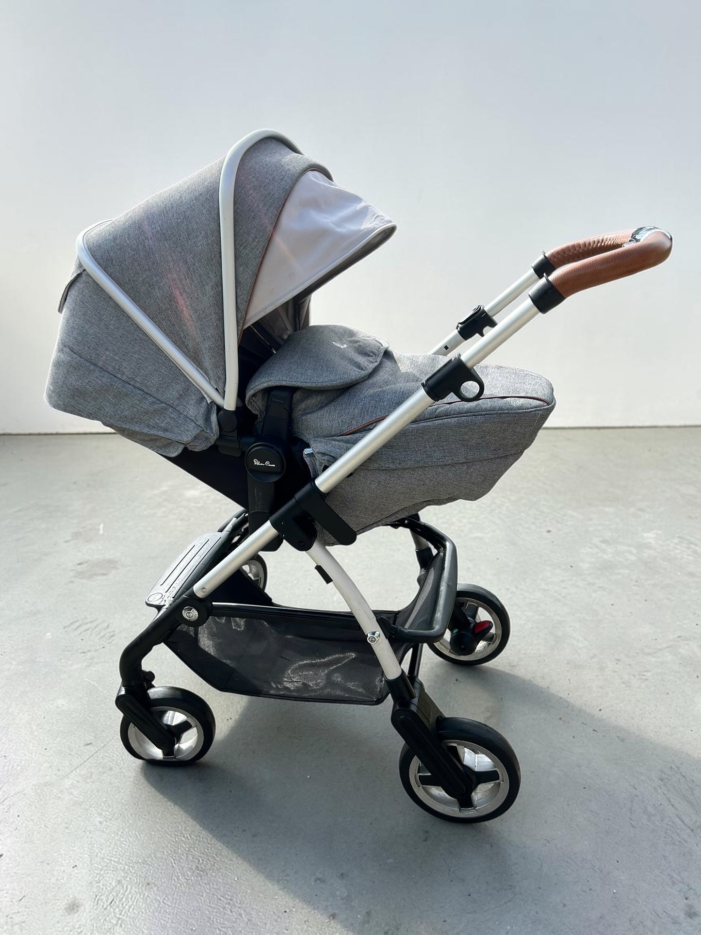 Silver Cross Wayfarer - 3 in 1 Travel System - Stone Grey