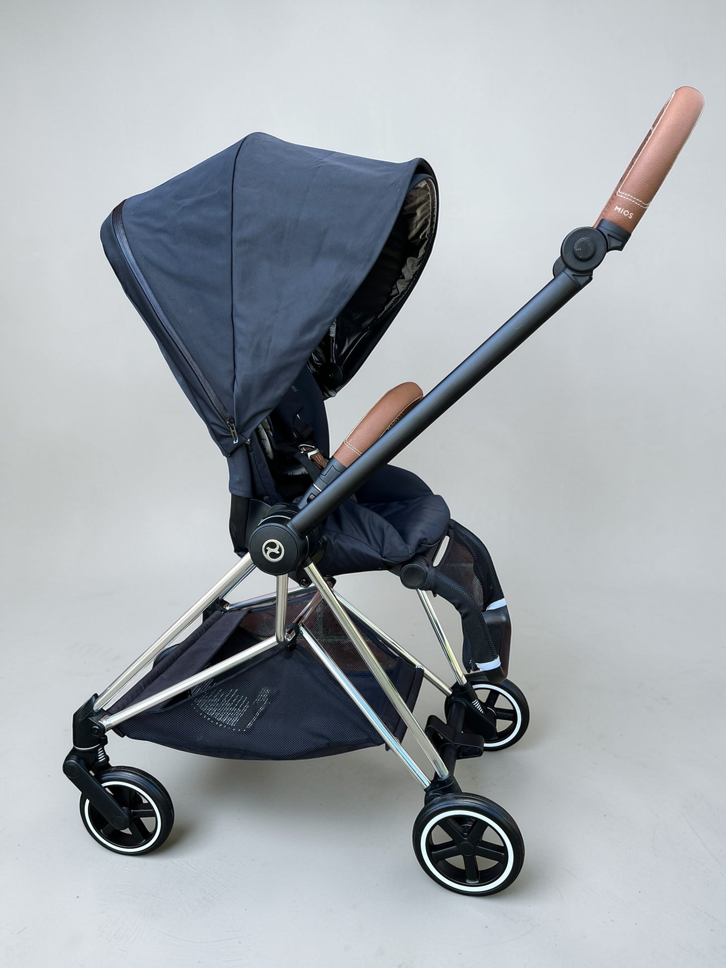 Cybex Mios 2in1 Travel System - Premium Black