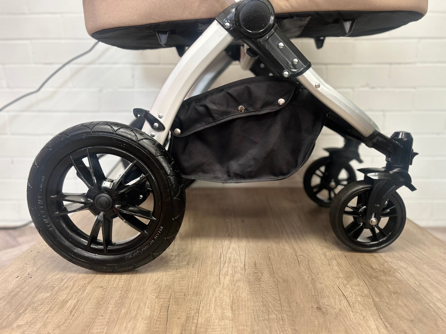 Ickle Bubba Stomp Luxe - Desert - 3 in 1 Travel System