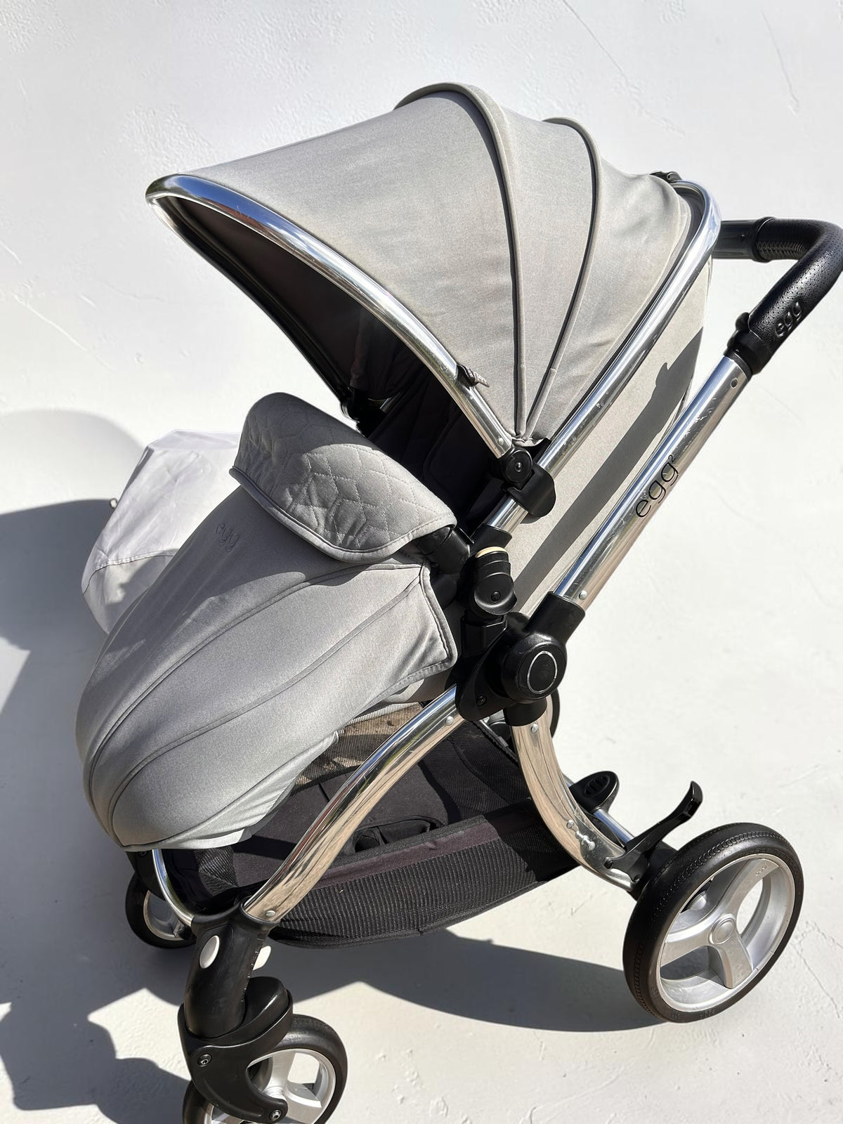 Egg2 2-in-1 Travel System – Monument Grey